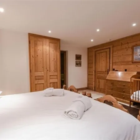 Chalet Idyllique Dans Le Quartier Les Bois De La Station بيت للعطل *