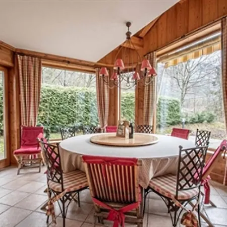 بيت للعطل Chalet Idyllique Dans Le Quartier Les Bois De La Station