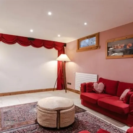 بيت للعطل Chalet Idyllique Dans Le Quartier Les Bois De La Station *